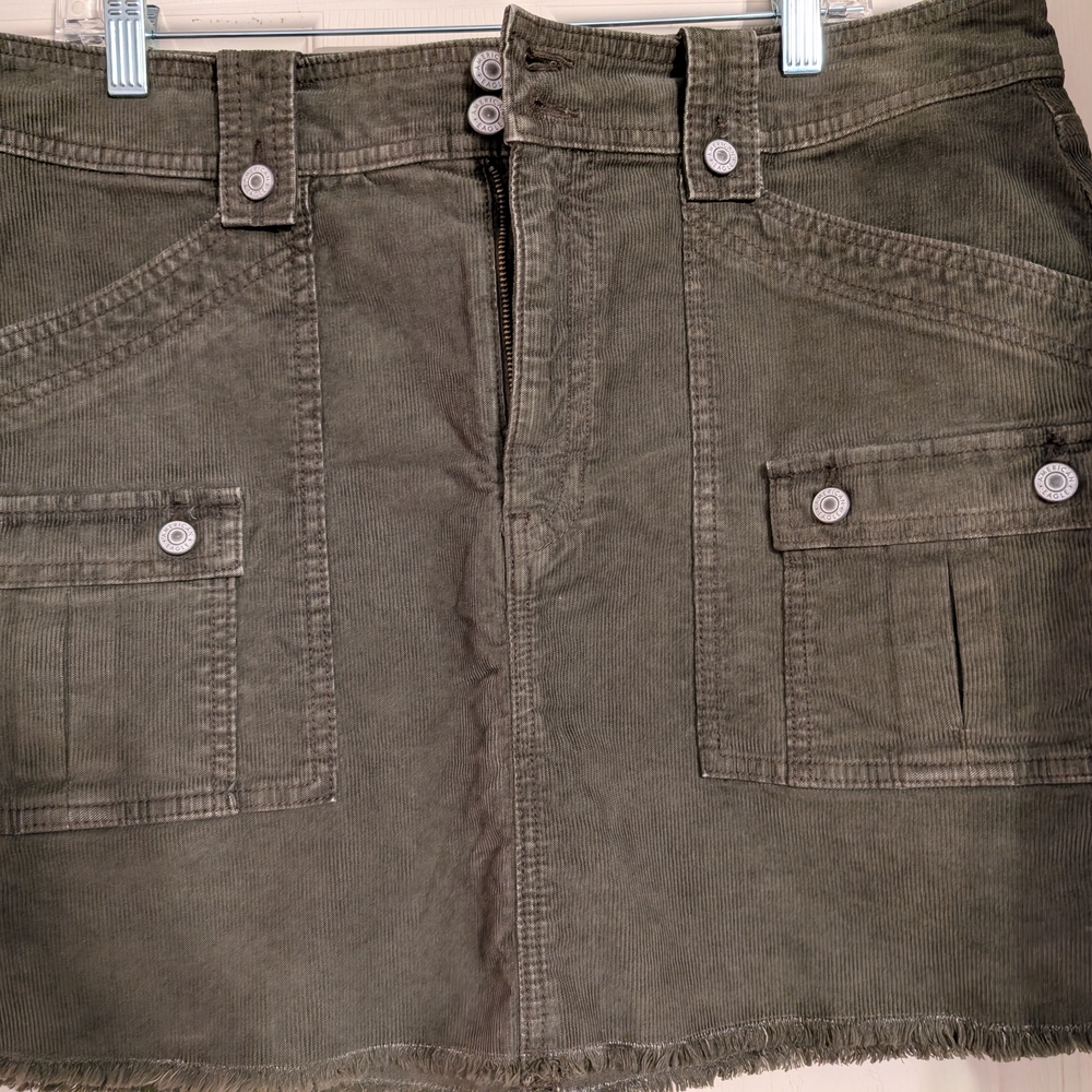 American Eagle Outfitters Olive Mini Skirt
